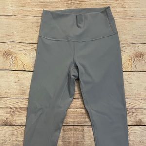 Lululemon wunder under chambray